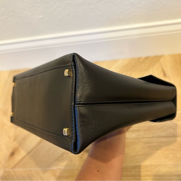 Vintage Ferragamo black calf skin Gancini top handle bag - Picture 8 of 15